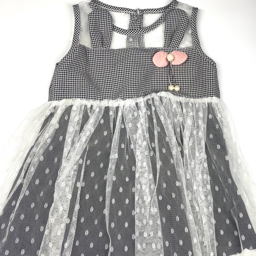 NWOT-Stylish tulle black & white dress for toddler